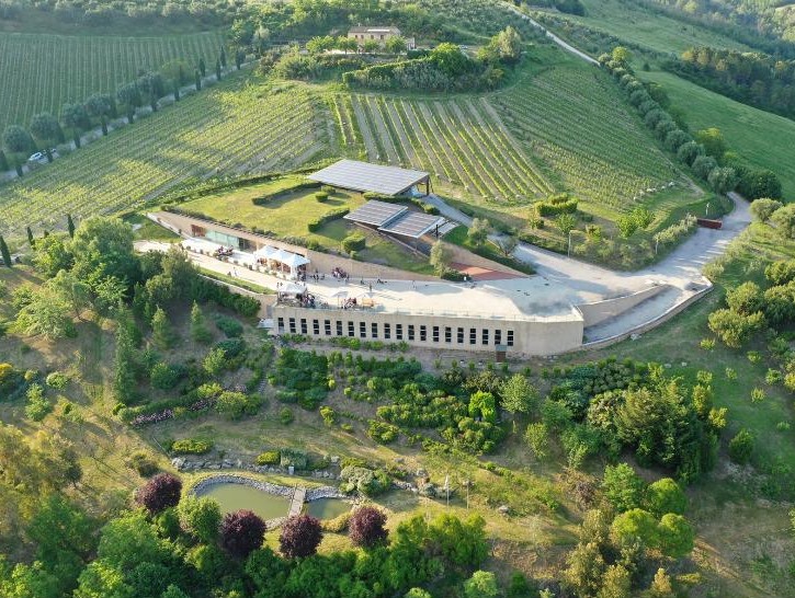 Foto cantina drone rivista7952