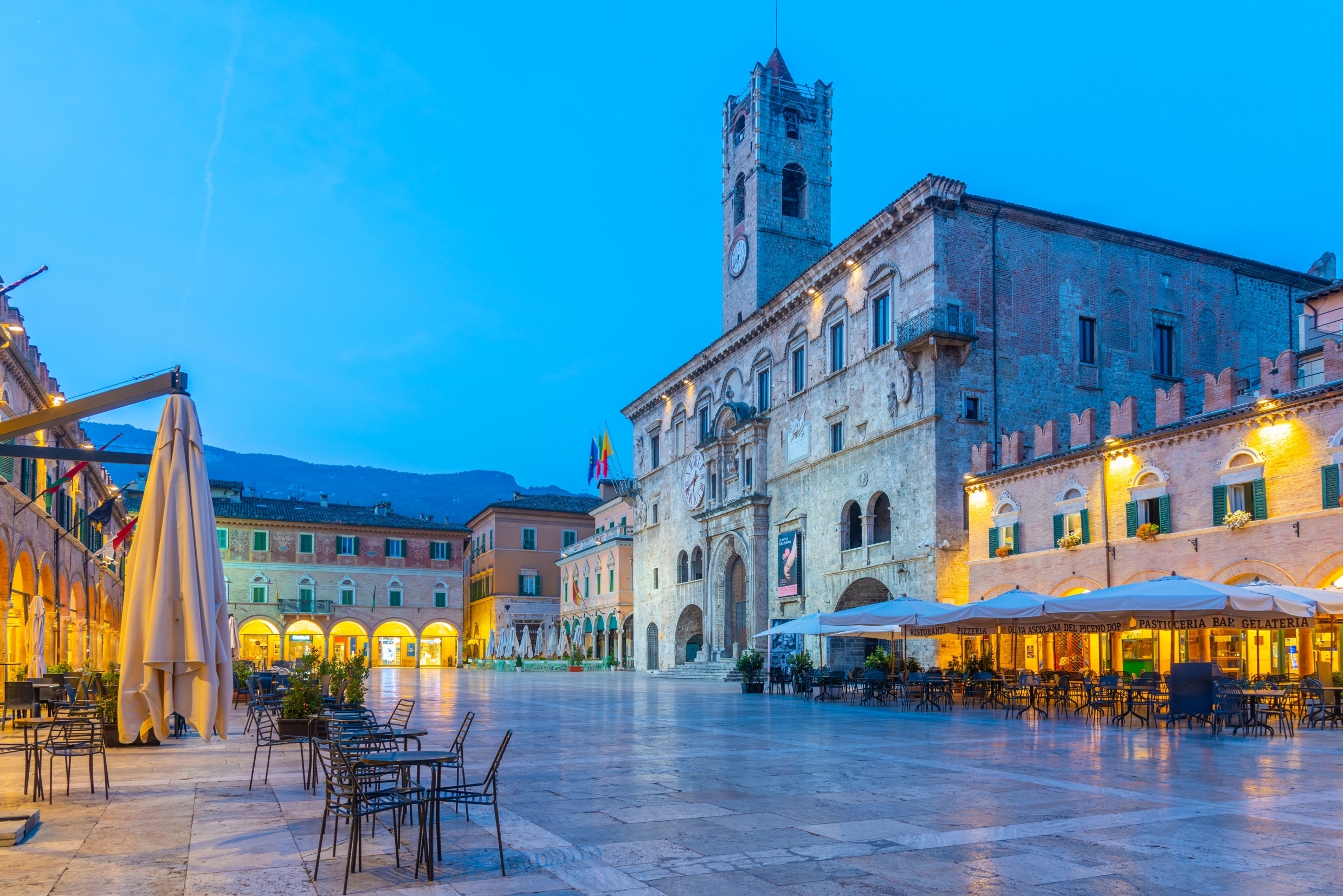 Ascoli,Piceno,,Italy,,September,29,,2021:,Sunrise,View,Of,Palazzo